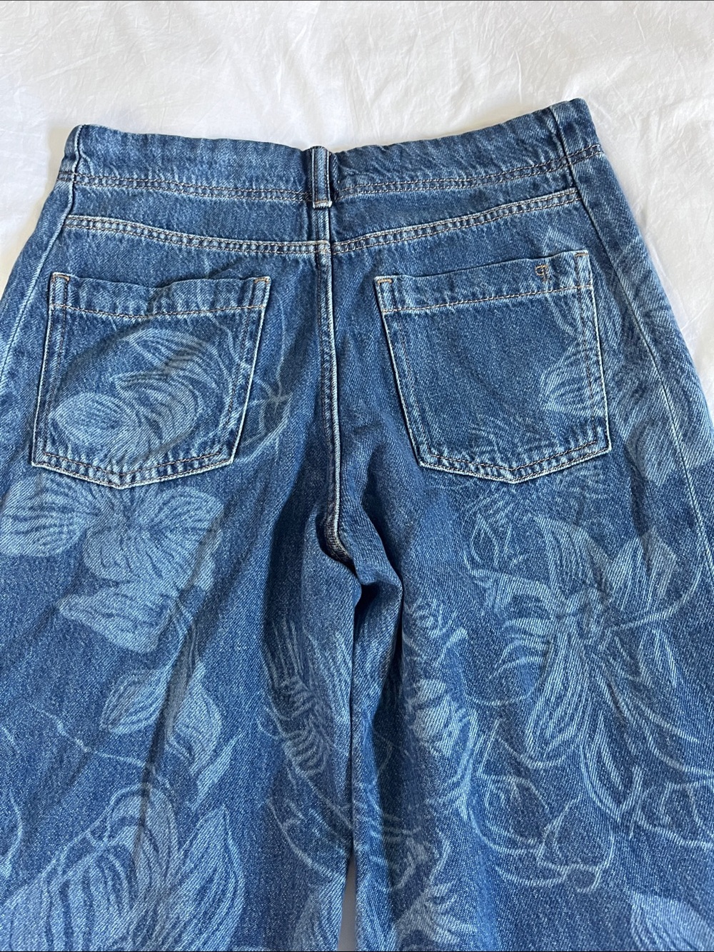 NWOT Adi Patterned Mid-Rise Flare Jeans by Pilcro Anthropologie floral leaf prin - Picture 7 of 16